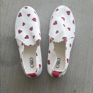 Cato White Slip-On Shoes with Pink Hearts